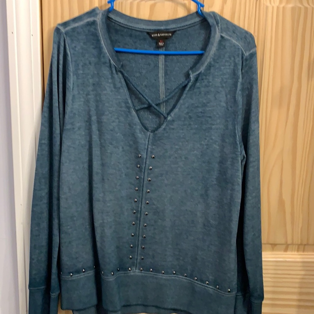 NWOT - Rock & Republic Long Sleeve Top